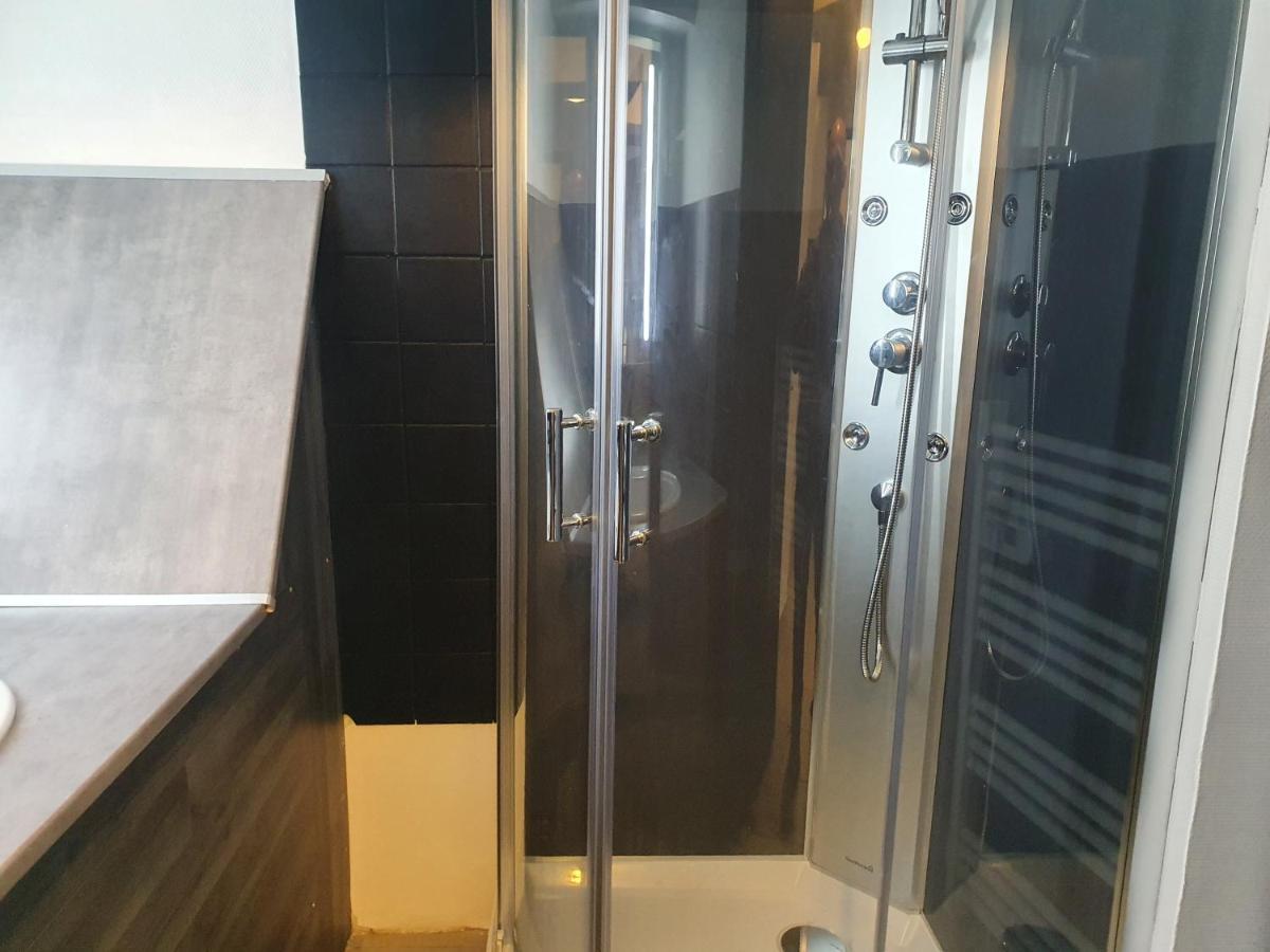 Firas Appartement Valenciennes Zewnętrze zdjęcie